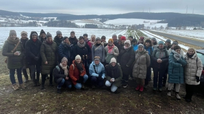 Glühweinstopp bei traumhaftem Ausblick. (Bild: Anna Dillig)