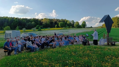 1. Maiandacht in Heldmannsberg. (Bild: Helmut Kadar)