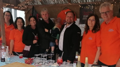 Unterstützung durch Landratskandidaten Hubert Schicker (Bild: Klaus Schuller)