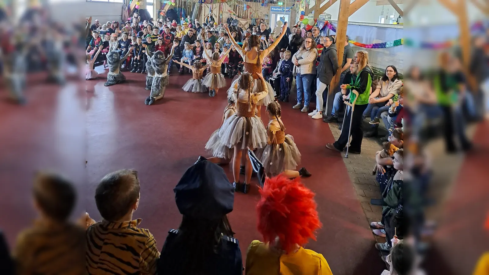 Jugendtanzgruppe Grün-Weiß (Bild[M]: Thomas Fink)