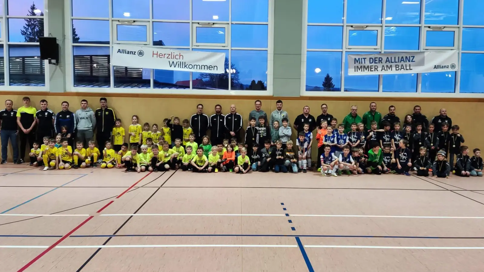 Höhepunkt des Allianz-Cups war am Sonntagnachmittag wieder das Turnier der F-Jugendmannschaften.<br><br> (Bild: Stefan Klamt/exb)