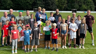 Großes Interesse gab es wieder am Angebot der FWG Brand (Bild: Georg Zaus)