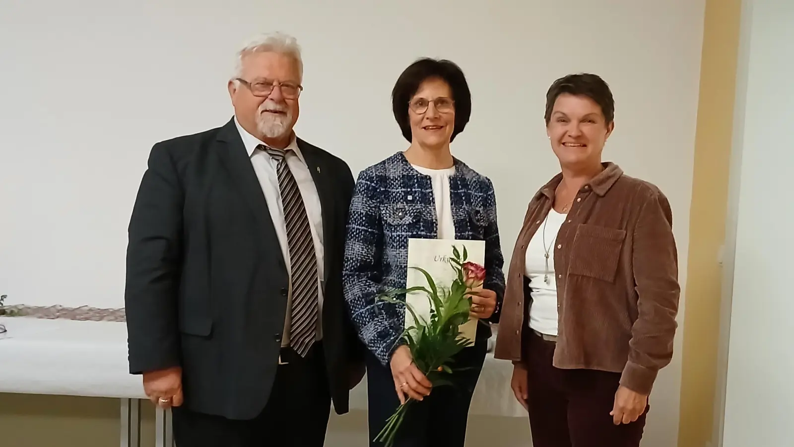 Pfarrer Pirner, Karin Meiler, Silvia Ippisch. (Bild: Silvia Ippisch)