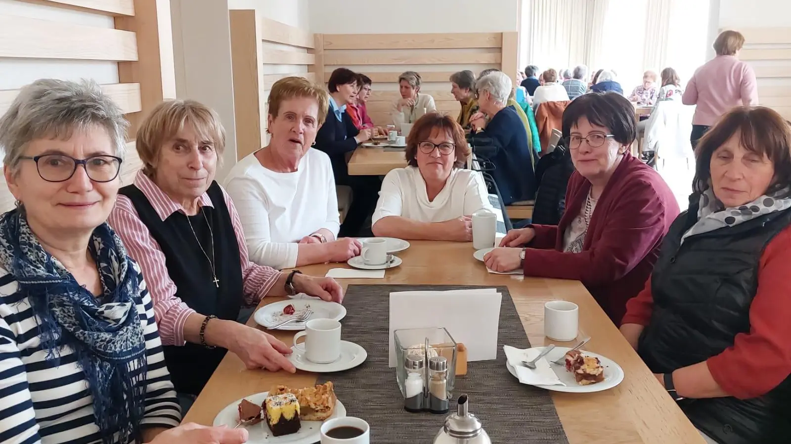 Gaumenschmaus für die Mitglieder des Katholischen Frauenbundes  (Bild: Christina Kreuzer)