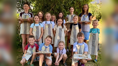Schneckentöpfern im Kinderferienclub Neustadt (Bild: Antje Gradl)