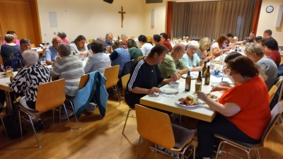 Reinet Genuss beim Griechischen Abend der KAB Immenreuth. (Bild: Lothar Porst)