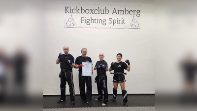Die Danträger des KBC Amberg (von links): Dieter Bachhuber (7. Dan), Kurt Karl (7. Dan), Martin Dietl (4. Dan) und Jenny Wurster (2. Dan) (Bild: Jenny Wurster)