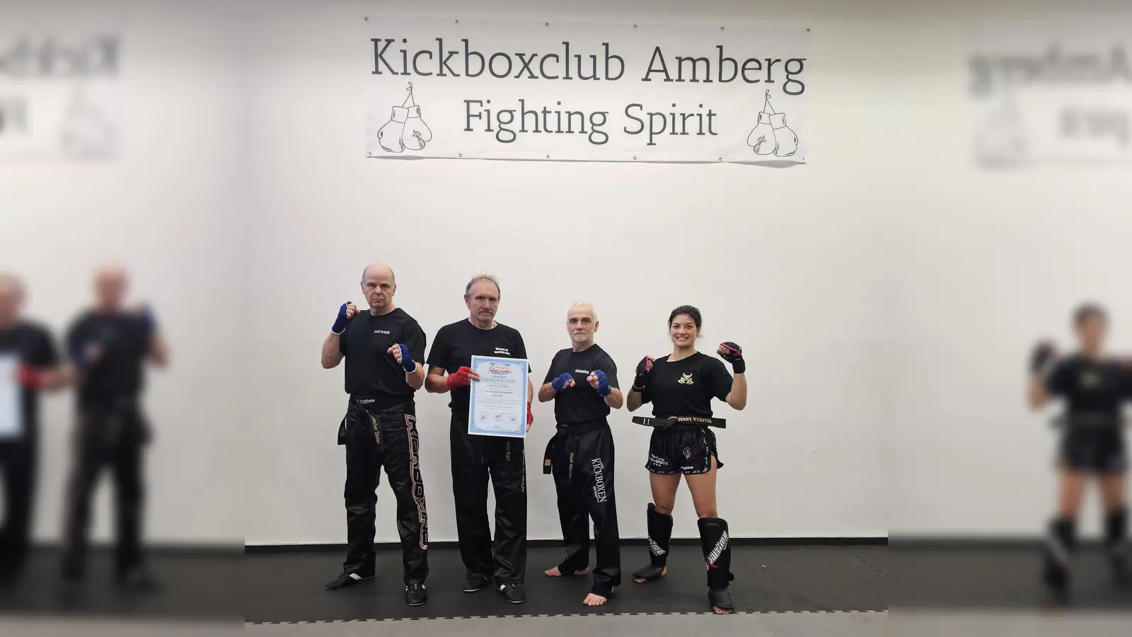 Die Danträger des KBC Amberg (von links): Dieter Bachhuber (7. Dan), Kurt Karl (7. Dan), Martin Dietl (4. Dan) und Jenny Wurster (2. Dan) (Bild: Jenny Wurster)
