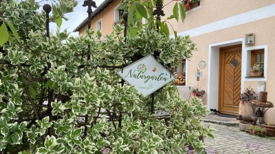 Naturgartenplakette. (Bild: Kerstin Bodendörfer)