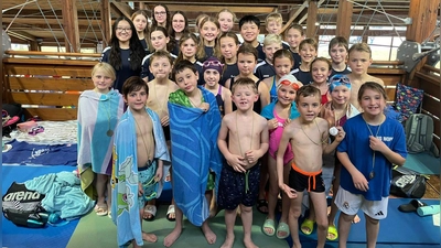 Die Aktiven des Tirschenreuther Schwimmclubs (Bild: Kathrin Bachmeier)