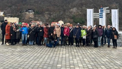 Gruppenfoto mit den Teilnehmern. (Bild: Silke Tanner)