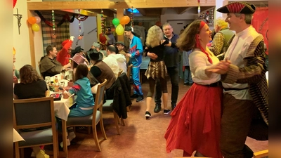 Beste Stimmung beim Albersriether Dorffasching (Bild: Dr. Johannes Weig)