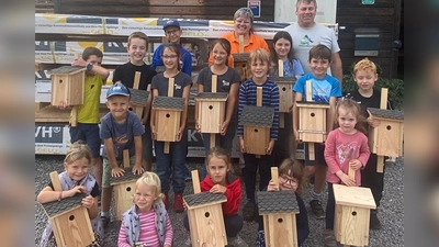 Stolze Baumeister beim OGV Neusath.  (Bild: Jutta Herrmann)