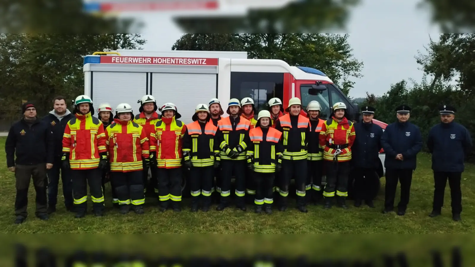 Gruppenfoto nach bestandener Prüfung.  (Bild: Christian Irlbacher)