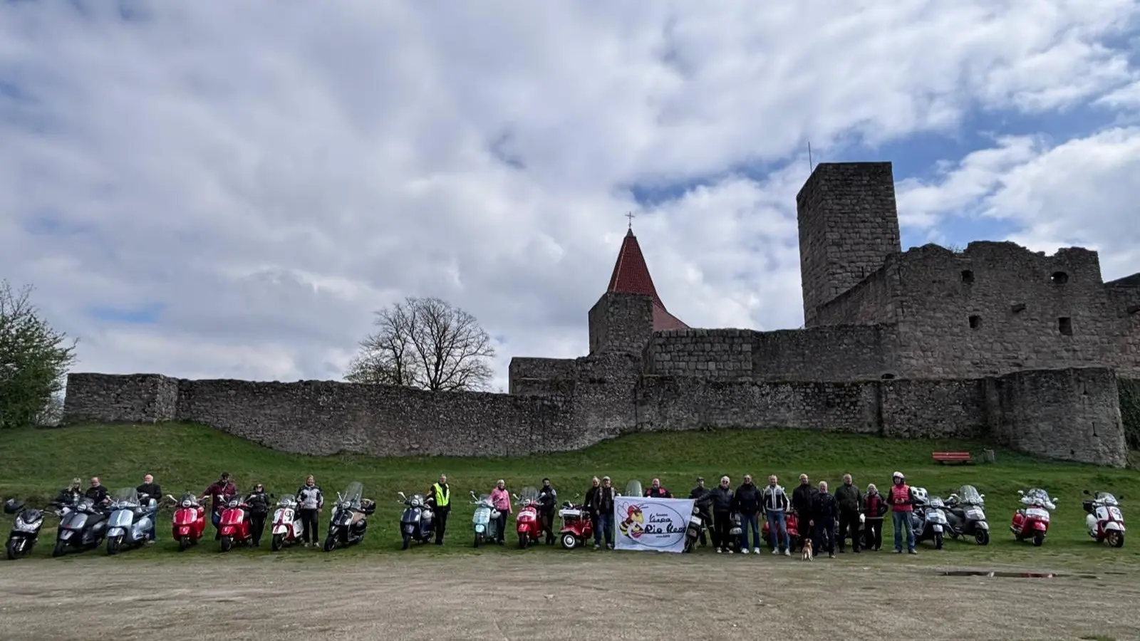 Anrollern 2025 der Rio Nero´s Burgruine Leuchtenberg (Bild: Lilia Gette)