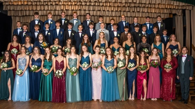 26 Paare feierten den Abschlussball ihres Tanzkurses im Kolpingsaal (Bild: Heidi Kurz)