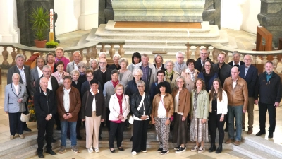 Vor 25, 50, 60, 70 und 80 Jahren feierten die Kommunionjubilare der Pfarrei St. Sebastian Erstkommunion. Zum Jubiläum treffen sie sich in der Wallfahrtskirche am Fahrenberg. (Bild: Franz Völkl)