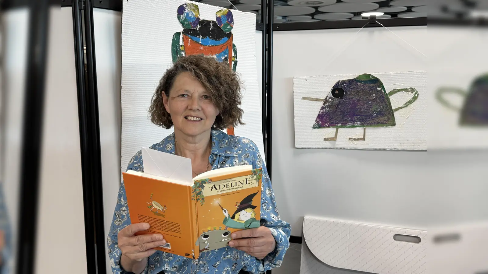Christine Willfurth stellte bei der BHS Corrugated ihren Roman für Kinder „Adeline und die Reimmaschine” vor.  (Bild: Martin Stangl)