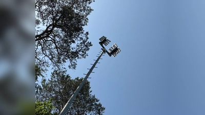 Flutlicht mit umgerüsteten LED-Strahlern (Bild: Patrick Horn)