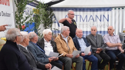 Die Gründungsmitglieder des SV Trisching Rottendorf. (Bild: Susanne Bleimling)