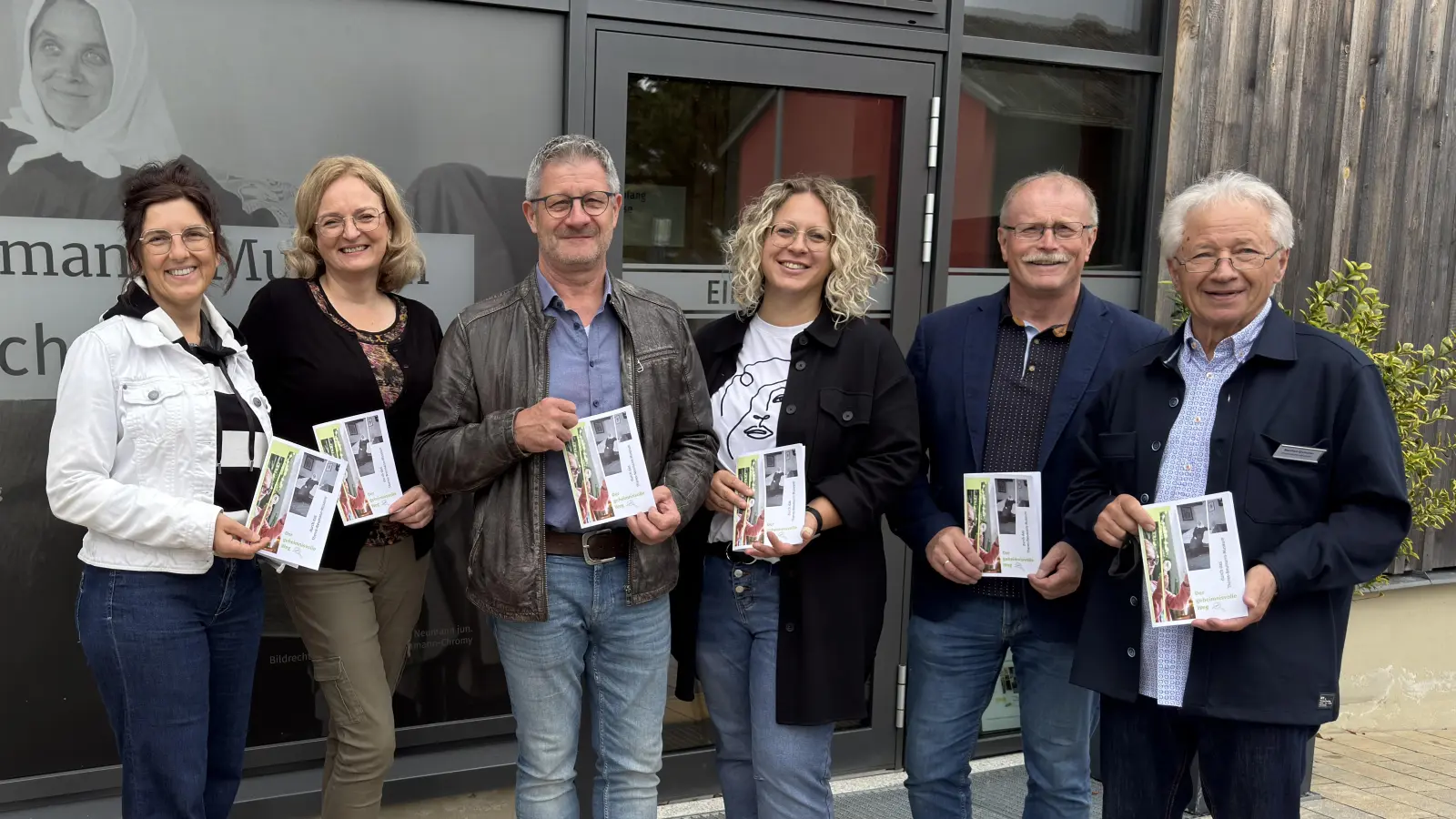 v.l.Michaela Günthner, Stefanie Schreiner, Uwe Rosner, Melanie Wenisch, Max Bindl, Manfred Grüssner (Bild: Johanna Wenisch)