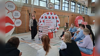 Im Projekt „Liebesleben” wird in sechs Themenfeldern mit Jugendlichen erarbeitet, wie man verantwortungsbewusst mit Sexualität umgeht. (Bild: Maria Rötzer)