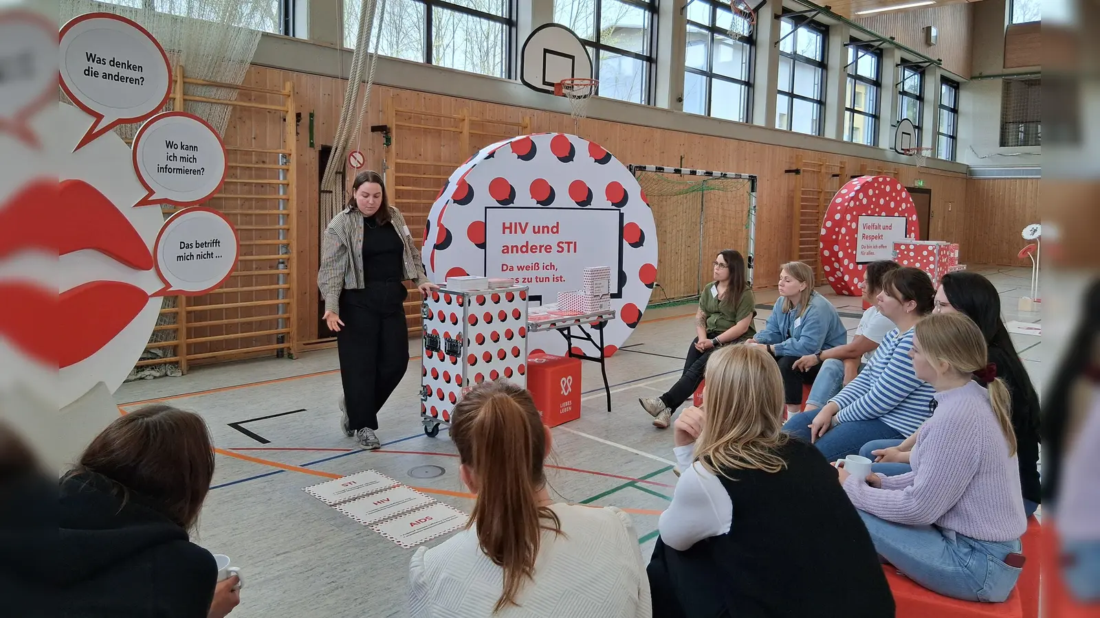 Im Projekt „Liebesleben” wird in sechs Themenfeldern mit Jugendlichen erarbeitet, wie man verantwortungsbewusst mit Sexualität umgeht. (Bild: Maria Rötzer)