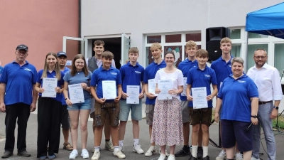 Ehrungen für 10 Jahre aktives Musizieren (Bild: Carola Ringholz)