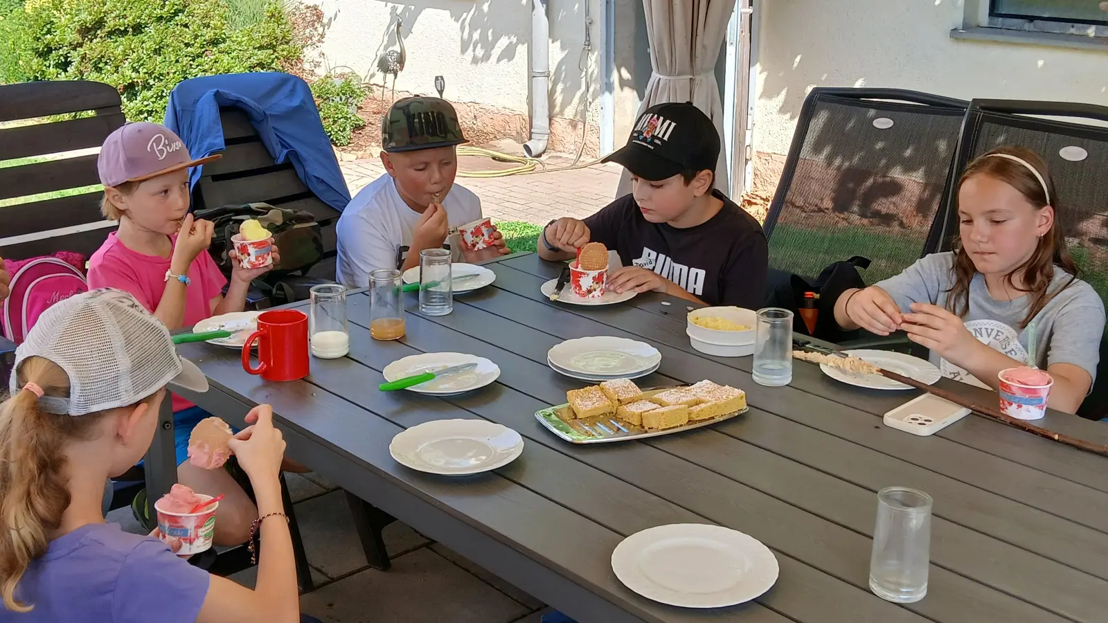 Am Schluß schmeckte das Eis köstlich. (Bild: Josef Söllner)