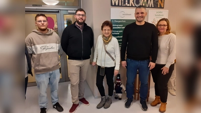 v. li.: Pascal Ponnath, Korbinian Wedlich, Brigitte Scharf, Mo Dal, Eveline Dal (Bild: Alfred Schuster)