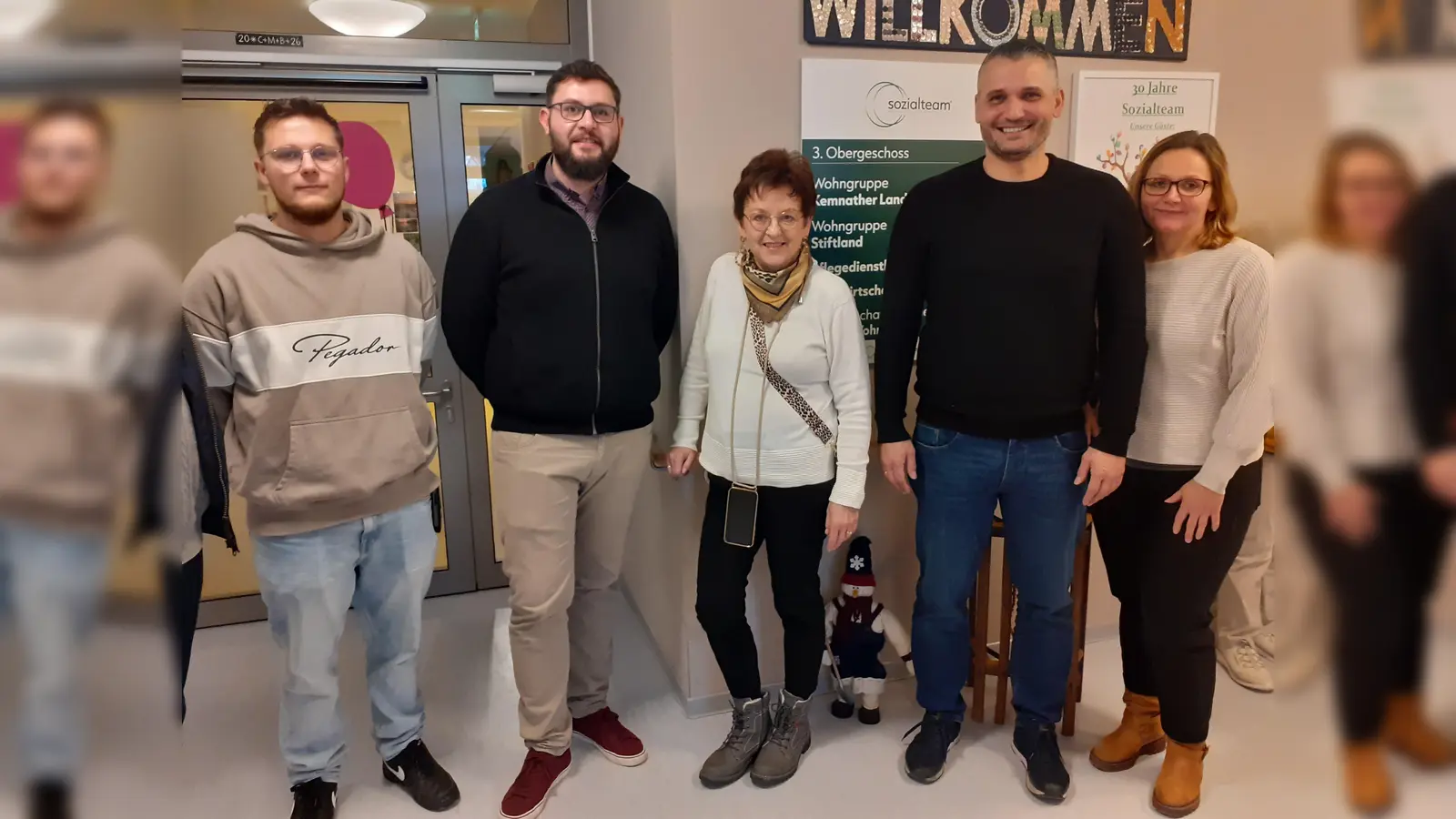 v. li.: Pascal Ponnath, Korbinian Wedlich, Brigitte Scharf, Mo Dal, Eveline Dal (Bild: Alfred Schuster)