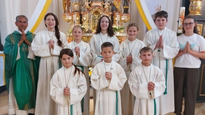 Ministrantengemeinschaft Kirchendemenreuth (Bild: Luisa Maier)