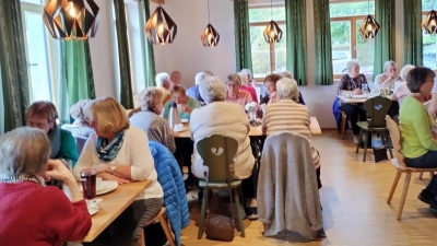 Die Senioren beim Reuther Kirwa-Nachmittag. (Bild: Christa Böhm)