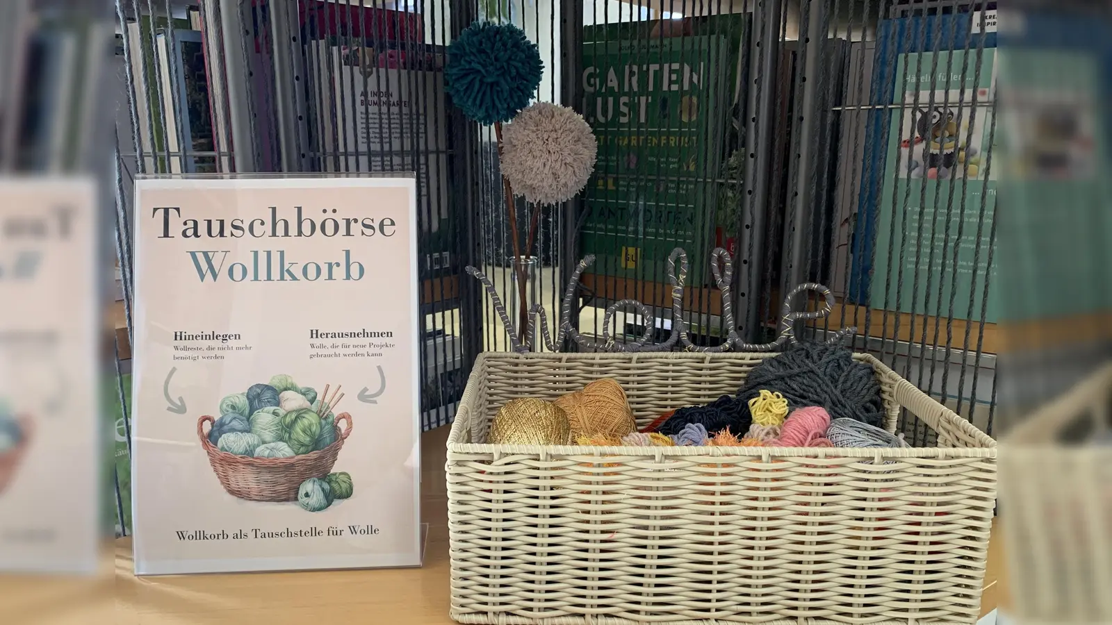 Regionalbibliothek stellt Wollkorb als Tauschbörse zur Verfügung.  (Bild: Paula Horn)