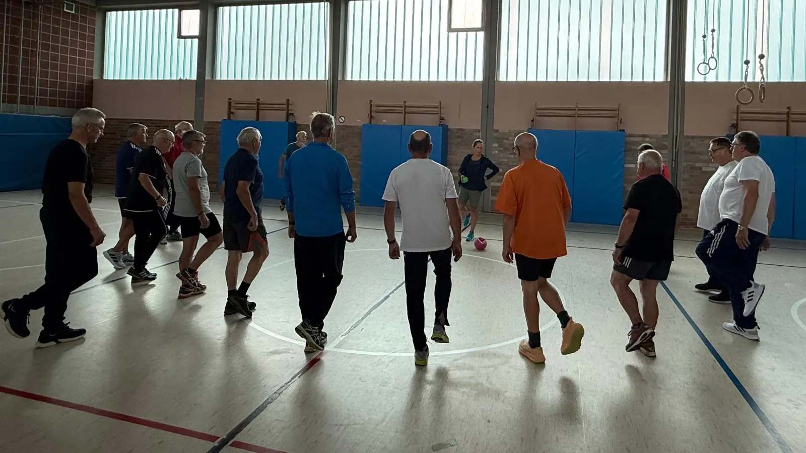 Der Männer GESTALT Get-SET Kurs ist am 21. September im Vilseck gestartet (Bild: Sarah Dehling)
