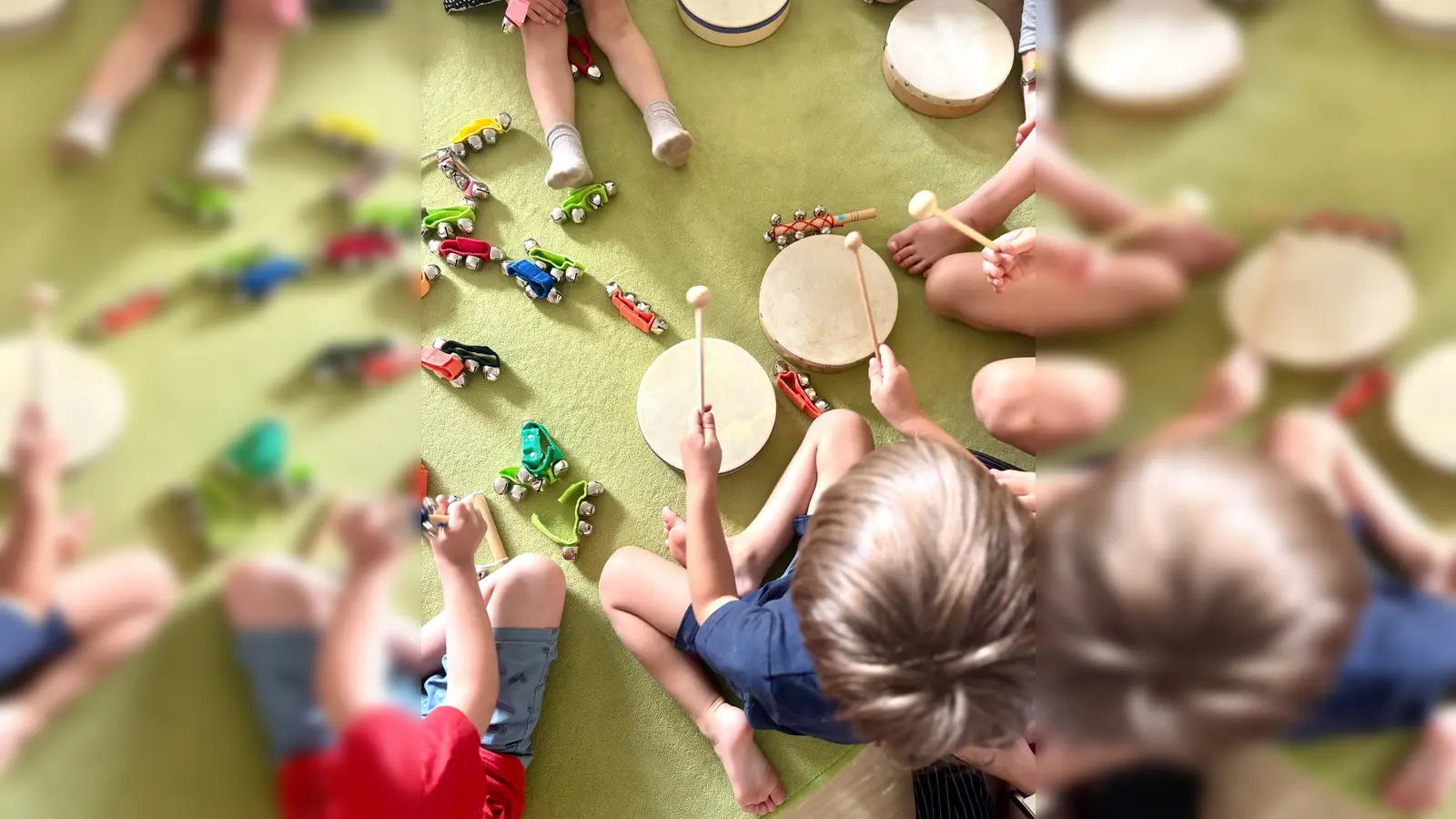 Fleißiges Proben für den großen Auftritt am Sommermusikfest. (Bild: Sabine Kredler)