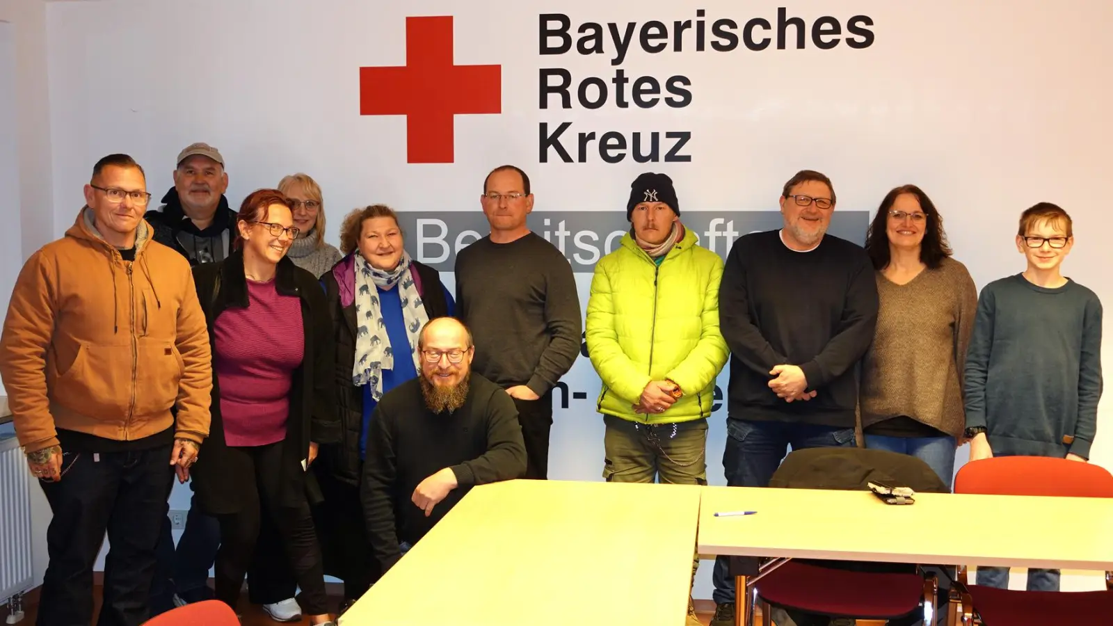 Die zweite Gruppe des Schlacken e.V. und der Luftsportgruppe Su.-Ro. beim Kurs zum „Lebensretter”  (Bild: Christian Koch)