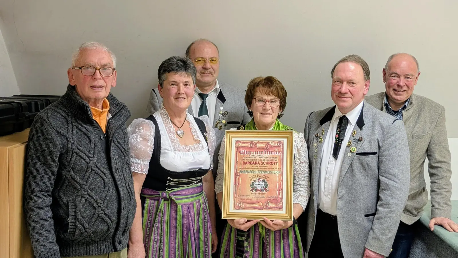 (v. l.) Gauschützenmeister Heinrich Frauenholz, Schützenmeisterin Brigitte Wittmann, Schießleiter Josef Lobenhofer, Barbara Schrott, Peter Pechtl, BGM Roland Strehl (Bild: Christian Schrott)