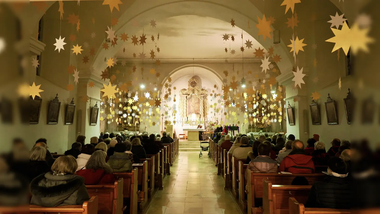 Kirche St. Vitus im Advent (Bild: Adolf Trejbal)