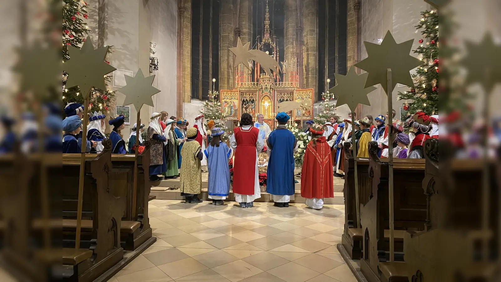 Traditionell sammeln die Nabburger Sternsinger in den nächsten Tagen für einen guten Zweck. (Bild: Raphael Haubelt )