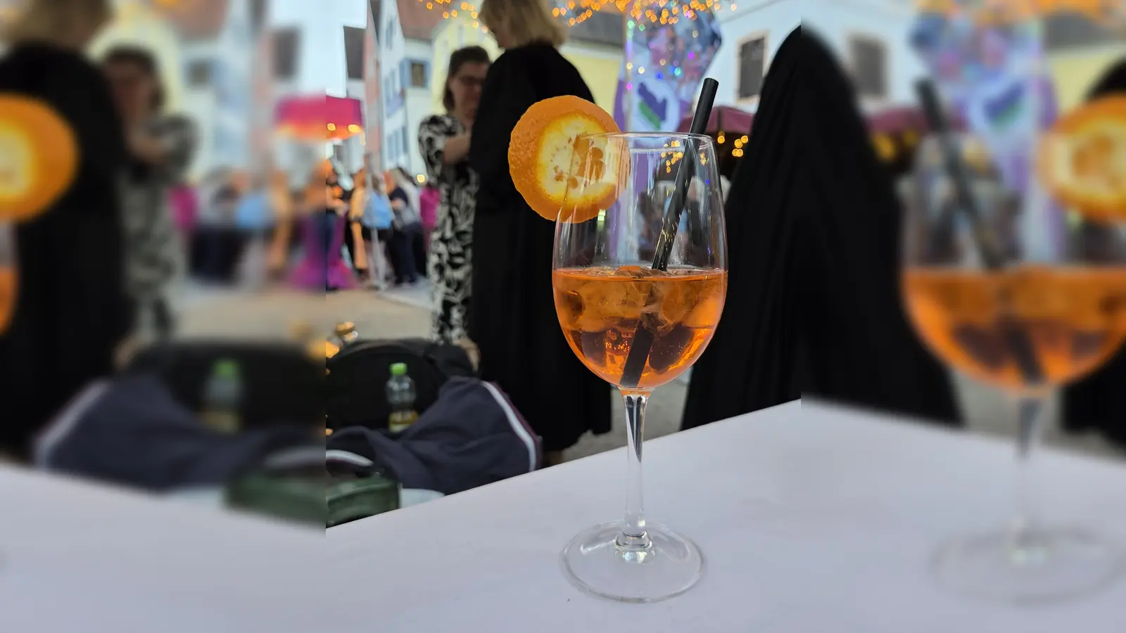 Aperol-Gottesdienst in Weiden. (Bild: Susanne Götte)
