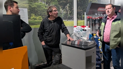 Bürgermeisterkandidat Reindl im Gespräch. (Bild: Andreas Eckert)