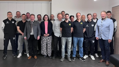 Das neue Vorstandsteam des SV Steinmühle (Bild: Alexander Faltenbacher)
