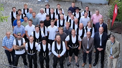 Junggesellin, Junggesellen und Ehrengäste (Bild: Peter Wittmann)