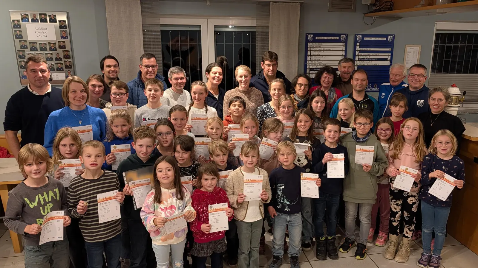 Sportabzeichenträger des SV Diendorf bei der Verleihung 2025  (Bild: Markus Raab)