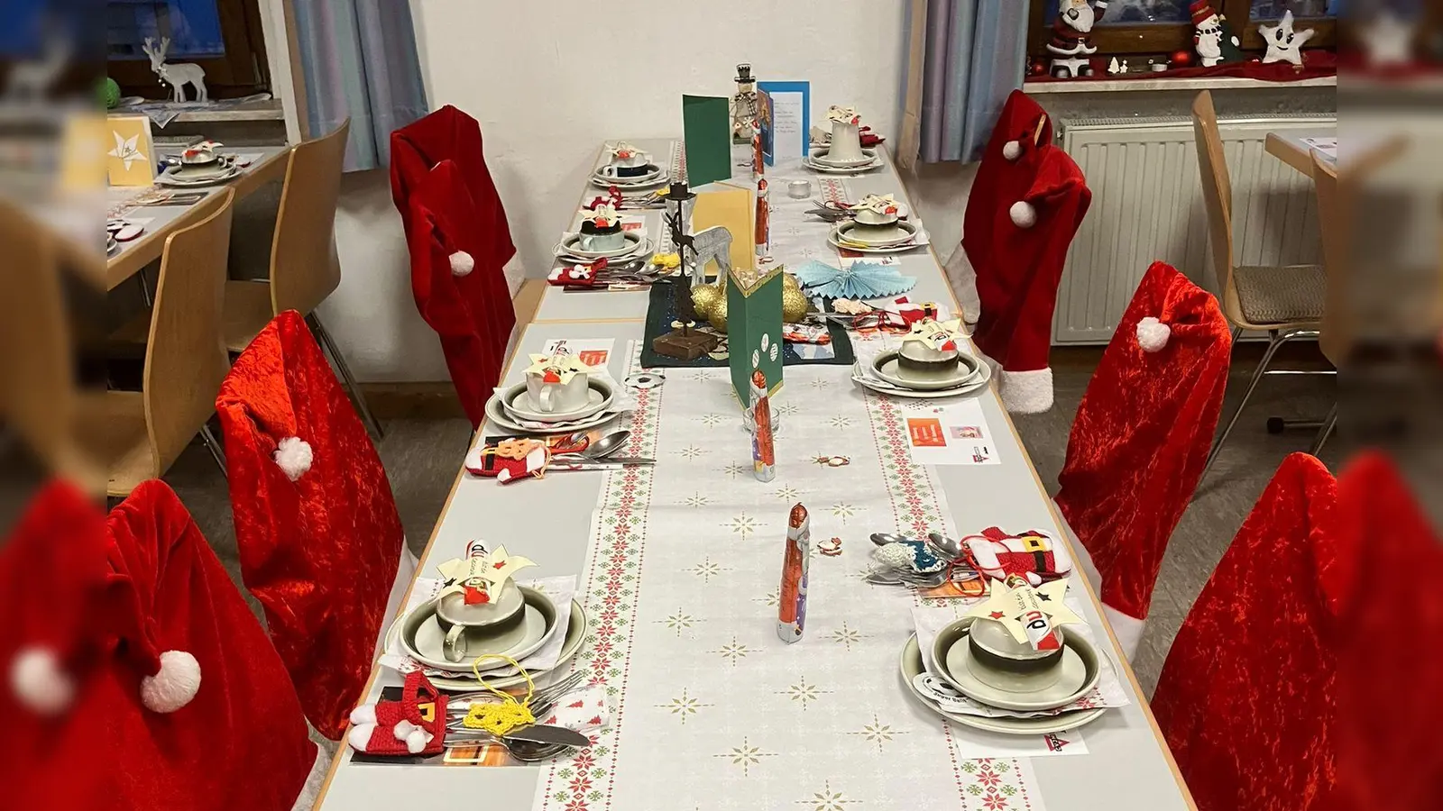 Weihnachtliche Tischdekoration (Bild: CVJM Amberg )
