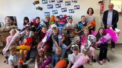 Schulanfänger Dr.-von-Ringseis-Grundschule Schwarzhofen. (Bild: Laura Brandl)