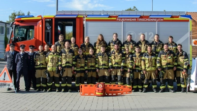 Drei Gruppen legten die Leistungsprüfung „Die Gruppe im Hilfeleistungseinsatz” mit Bravour ab. (Bild: Lukas Fenzl)