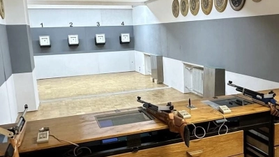 Die Schützen sind nun von der neuen Meyton-Schießanlage und vor allem von der modernen Technik vollauf begeistert.  (Bild: Hermann Haas)