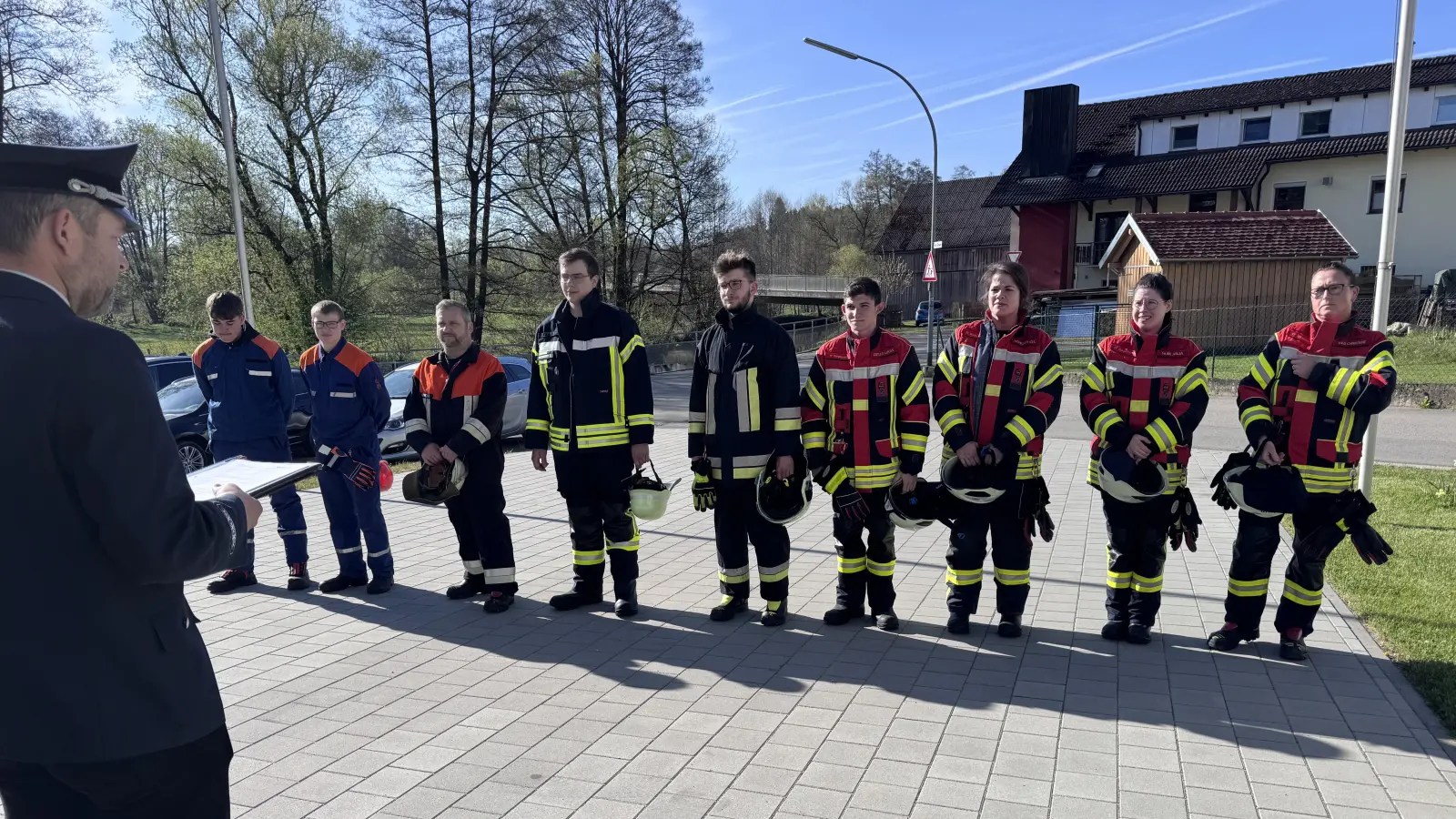 Prüflinge der Zwischenprüfung. (Bild: Christopher Hanauer)